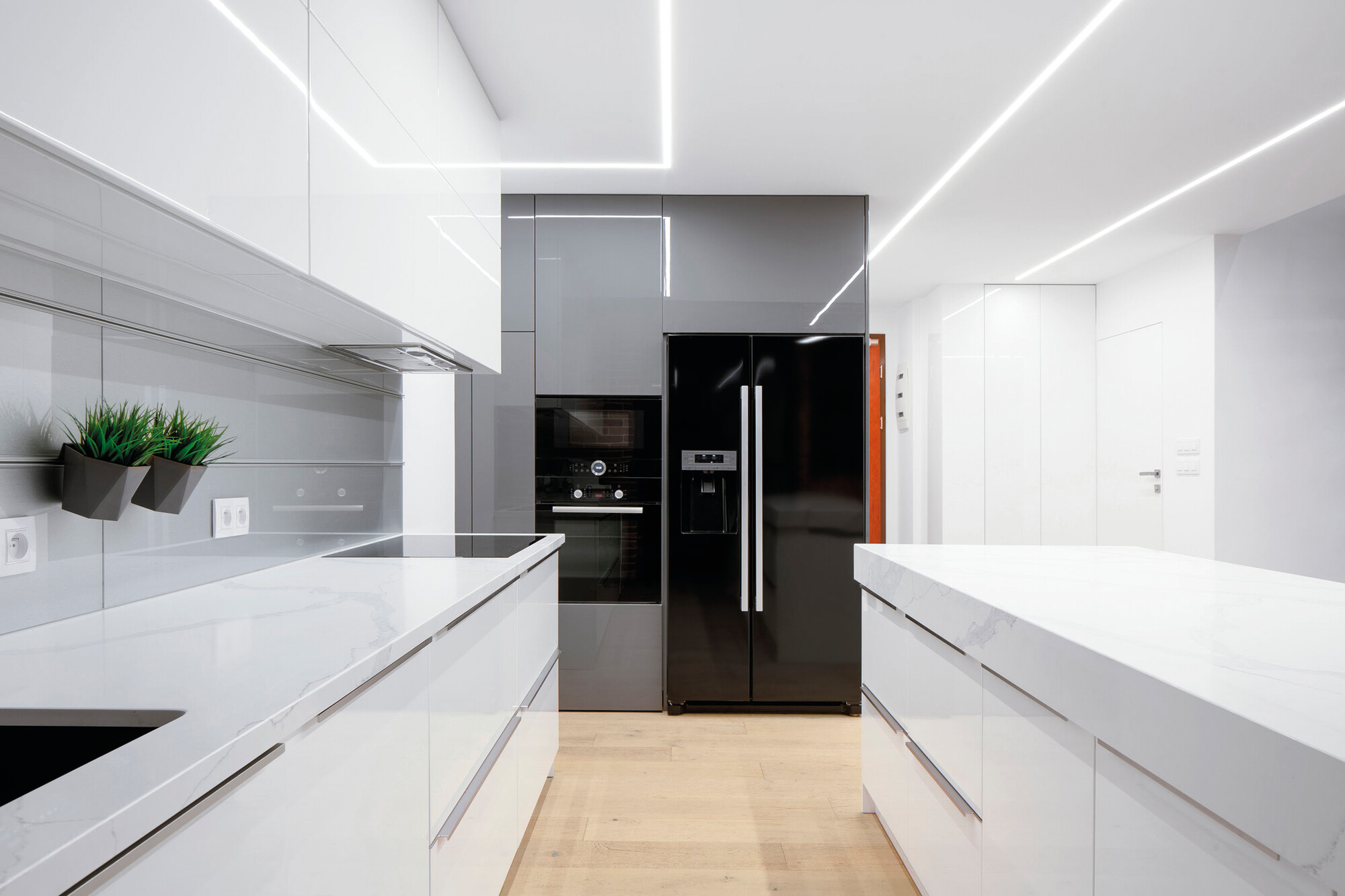 LEDy w kuchni: Jak oświetlenie może poprawić atmosferę i wydajność? - 4